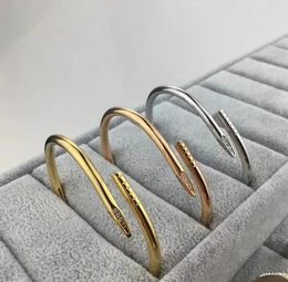 woman luxury Titanium steel nail Bracelet designer bracelets lady men Gold-Plated bracelets high-quality Rose Gold fashion bracelet outdoors wedding jewelry gift