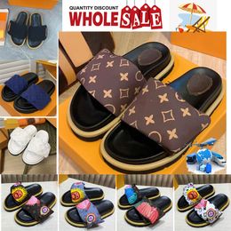 2024 Designer Pool Pillow sandals couples slippers men women summer sandals famous designer women slides with box 36-45
