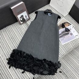 Free Shipping 2024 graphite Crew Neck Sleeveless A Line Women Dress Milan Runway Cascading Flowers Crystals Buttons Dress Womens dh202208