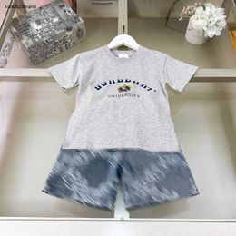 New baby T-shirt set summer kids tracksuits Size 100-150 CM short sleeves and Olive leaf printed denim shorts 24Feb20