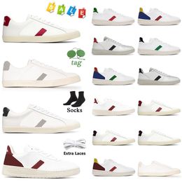 Classic Designer Outdoor Casual Shoes Mens Womens Trainers Triple White Black Gold Blue Green Red Orange Luxury Flat Shoes OG Plate-forme Women Sneakers