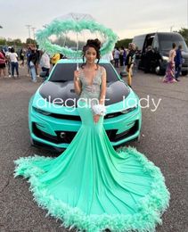 Fruit Green Sparkly Mermaid Prom Reception Dresses for Women Luxury Diamond Crystal Feather Evening Gown vestidos de gala