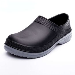 High Quality Chef Non-slip Waterproof Oil-proof Kitchen Cook Working Shoes Hotel Restaurant Clogs Men Slippers Flat