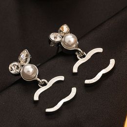 925 Silver Earrings Designer Earrings Classics Brand Letter Studs Stylish Women Stainless Steel Pearl Diamond Earring Wedding Party Jewerlry Gifts Eardrop