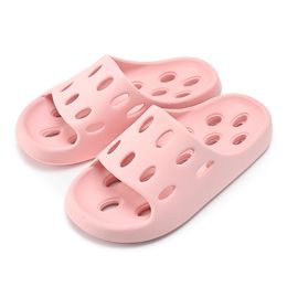 Summer Home Hollow Leakage Cheese Slippers for Women Bathing in Bathroom Quick Drying Couples Non slip Mens EVA Slipper pink