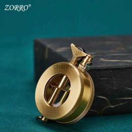 Lighters New Copper Transparent Oil Tank Kerosene Lighter Creative Retro Grinding Wheel Portable Metal Lighter Mens Gift YQ240221