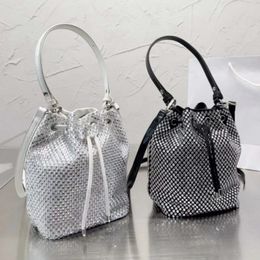 Mini-Kristall-Schultertaschen, Perlen-Designer-Tasche, Diamant-Umhängetasche, Kettentasche, Luxus-Handtasche, Geldbörse, glitzernd, glänzend, Cross-Body-Frau, TOP