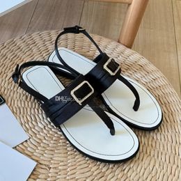 New fashion sandals top designer slippers genuine leather letter beach shoes outdoor anti slip herringbone slippers women's flat rubber shoes candy indoor