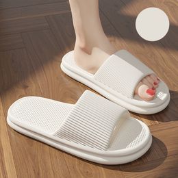 2024 Flats Rubber Slippers For Womens Bath Pool Home use sandals white sand