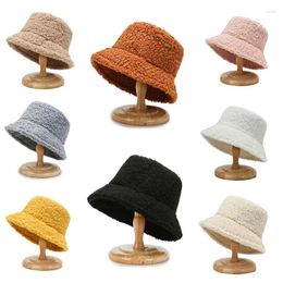 Berets Classic Warm Unisex Bucket Hats For Women Men Autumn Winter Outdoor Sun Visor Panama Fisherman Cap Letter Embroidered Chapeau