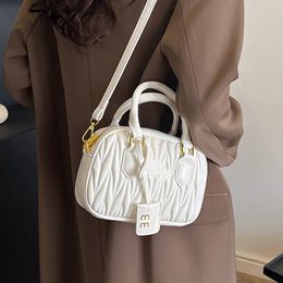 Brand Women's Handbag Day Packs Fashion Girl Sweet Pleated Soft Handheld Underarm Single Shoulder Bag Oblique Cross Crescent Bow and Arrow