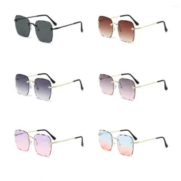 Sunglasses Rimless Square Large Frame Gradient Color Fashion Street Pography Glasses For Women Uv400 Wholesale