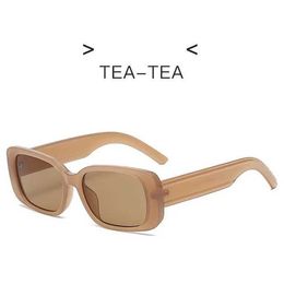 Sunglasses Vintage Rectangle Sunglasses 2023 Women Clear tea Square Glasses for Men Brand Designer Eyeglasses De Sol Muje UV400L2402