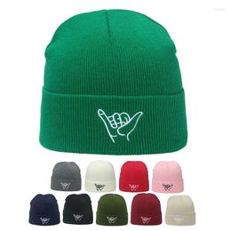 Berets Winter Embroidery Soft Keep Warm Beanie Short Paragraph Cold Cap Unisex Men Women Elastic Knitted Hat Gorros