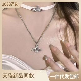 Planet Necklace Designer Necklace for Woman Vivienen Luxury Jewellery Viviane Westwood Saturn Gold and Silver Necklace Same Style Girl Sweet and Cool Charm Collarbon
