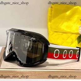 24Ss Designer Ski Goggles Skis Sunglasses Professional Top High Version Quality Pink Glasses Blue Double-Layer Fog-Proof Winter Outdoor 597