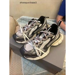 Designer Balencigs Fashion Casual Shoes Roller Skates Paris 3XL Mens and Womens Dad Shoes 9th Generation Fashion 2024 Show Style Design Made Old and Dirty Tide 2WSE