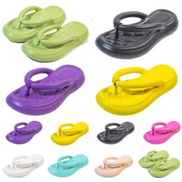 Women Outdoor Slippers 2024 Womens Men Designer Sandals Summer Beach Slides Yellow Mens Indoor Slide Fashion Slipper A111 876 Wo Wos S