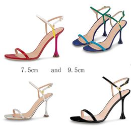 7.5/9,5 cm Blüte Sandalen Frauen Designerschuhe Blumenförmige Fersen-Dinnerschuhe Mädchen berühmte Marke Rutschen Sandalen Lackkalb Leder Gold-Ton schmale Bandkleidschuhe