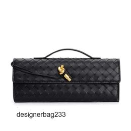 Crossbody Leather Long Weave Clutch Winter Andiamo Large Lady 2024 Bags Autumn Boteega Versatile Venetass Women Bag Capacity High Quality Underarm YKZ6