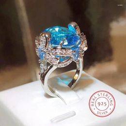 Cluster Rings Luxury Sparkly Light Blue Zircon Flower Ring High Quality Banquets Birthday Party Jewelry Fashion 925 Silver Ladies