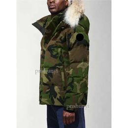 Jackets Men Designer Real Coyote Fur Outdoor Wyndham Windbreaker Goose Jassen Outerwear Hooded Fourrure Down Coat Hiver Top Canada 127