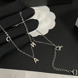 Diamond Necklaces Designer Pendants Brand Letter Necklace Stainless Steel Heart Letter Pendant Choker Pearl Chains Jewellery Anniversary Gifts