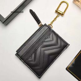 2024 New Unisex Designer Key Pouch Fashion Cow leather Purse keyrings Mini Wallets Coin Credit Card Holder 5 Colours keychain with box