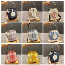 TZ Designer Dempsey Drawstring Bucket Bags Fashion Print Collection Logo Hardware Logo Lining Handbag Ladies Detachable Adjustable2682