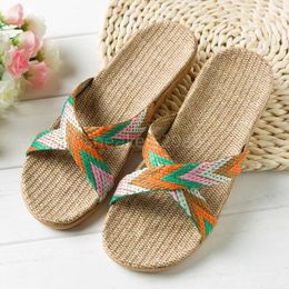 Salute to woven canvas shoes, slippers grass shoes Mule Slides sandals high heels flat heels women casual and fashionable beach slippers