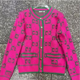 Designer da donna Marchio di tendenza Maglioni morbidi lavorati a maglia Donna cardigan di colore rosa femminile caldo Felpa con scollo a V Maglioni maglioni streetwear cappotto outwear