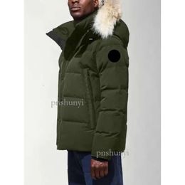 Jackets Men Designer Real Coyote Fur Outdoor Wyndham Windbreaker Goose Jassen Outerwear Hooded Fourrure Down Coat Hiver Top Canada 952