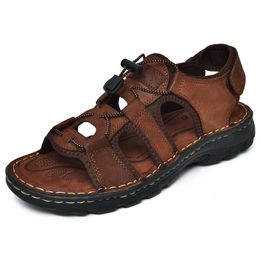 Выйдите на улицу в стильных комфортных рыбацких сандалиях из натуральной кожи. Мужская повседневная обувь — идеально подходит для лета и приключений на природе.
