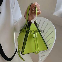 Shoulder Bags Fashion Ladies Shoulder Bags Handbag Sense of luxury Women Bags High quality Leather Crossbody Bag Designer Female Triangle BagsH24223