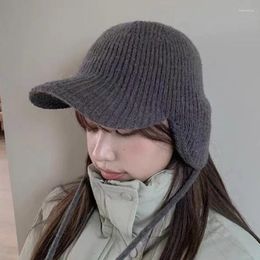 Berets Korean Version Solid Colour Ear Protection Knitted Flying Hats For Women Autumn And Winter Fashion Warm Cute Lace-up Bomber Cap