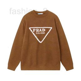 Mens Sweaters Designer Top Autumn New Triangle Pocket Knitted Long sleeved Sweater Round Neck Men's and Women's 3TYL