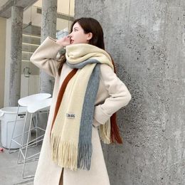 Scarves 2024 Winter Style Couple's Two Color Splice Scarf Female Student's Korean Knitted Thickened Neck Wrap