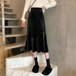 Skirts 2024 Autumn & Winter Elastic High Waist Slim Gold Velvet Fishtail Skirt Korean Simple Solid Women Long