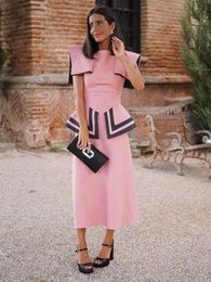 2024 Spring Women Elegant Pink Contrasting Maxi Dress Fashion Patchwork O Neck Long Sleeve Dresses Spring Lady Streetwear 240223
