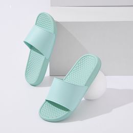 Slippers For Men Women Flat Rubber Casual Sandals Summer Beach Shoes Scuffs 2024 light green
