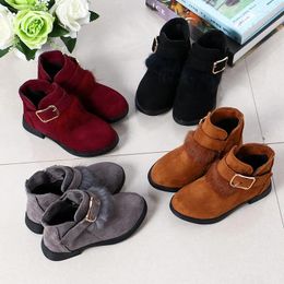 Boots 2024 Simple Girls Short Versatile Soft Solid Color Plush Cotton Fashion Kids Elegant Princess Shoes Korean