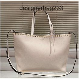 Tote Valantiino Soft Bags Casual 2024 Strap Women Fashion Shoulder Totes Bag Stud Designer Large Capacity Leather Handbags High Quality MEGD