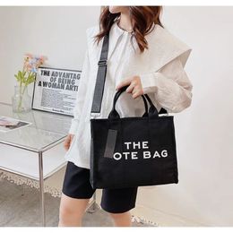 2023 The Tote Bag Famous Designer Cool Practical Large Capacity Shoulder Handbag Women Great Coin Purse Crossbody Casual Square Ca280L