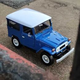 Diecast Model Cars 1 24 FJ CRUISER FJ40 Alloy Car Model Diecasts Metal Toy Off-road Vehicles High Simulation Collection Boy Childrens Birthday Gift