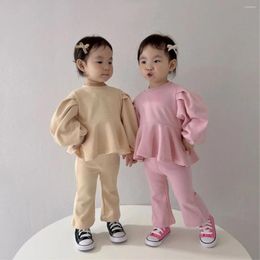 Clothing Sets 2024 Spring Girl Baby Solid Casual Puff Sleeves Tops Flared Pants 2pcs Fashion Cotton Children Sweatshirt Suit Kids Tracksuit