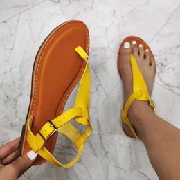 Sandals 2024 Beach Sandals Womens Summer Flat Shoes Open Toe Flip Buckle Leather Sandals Solid Yellow Large Size 37-41 J240224