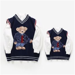 Family Matching Outfits Autumn Parentchild Vest Sweater For Kids Bear Knit Top Dad Mom And Son Daughter Christmas Knitted Cardigan D Dhxz9