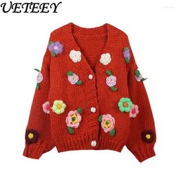 Women's Knits 2024 Early Spring Thick Stick Knitted Red Sweater Coat Handmade Sweet Flowers Christmas Festive Year Jacket