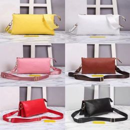 YY Designer Sling Cousin Clutch Bag Wallet Multi Colour Handbag Purse Strap Cross Body Chain Late Fashion Two Shoulder Straps Embos233p