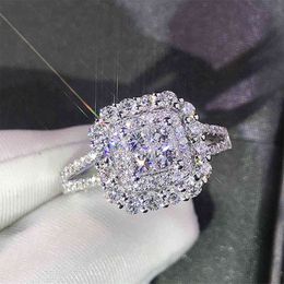 Gorgeous Square Shape Women Ring Full Bling Iced Out Micro Pave Crystal Zircon Dazzling Bridal Ring Wedding Engage Rings265j